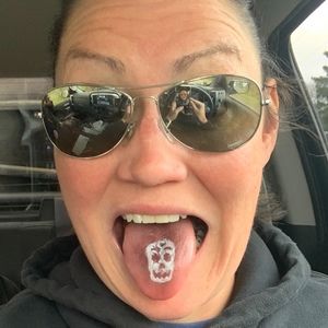 Meet your Posher, Posh